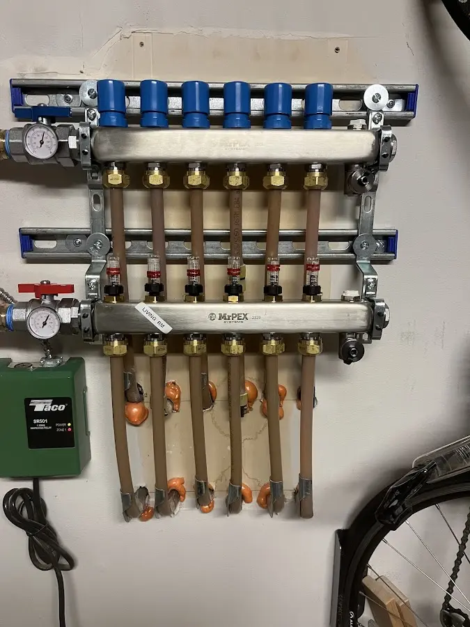 Plumber performing Leak Detection at a residential property in South Bay